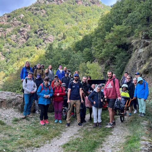 Sortie en joëlettes et en escargoline sur le chemin de Stevenson, octobre 2024 © DR GMF