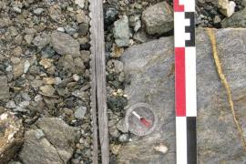 Prospection dans les reliques glaciaires en Vanoise 