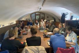 Réunion à l'éco-gîte Gîte Aire de Côte, hébergement emblématique de l’Aigoual 
