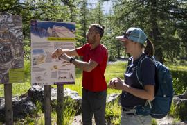 Sortie handinature Nynos vers le glacier Blanc © Thierry Maillet - Parc national des Ecrins.jpg