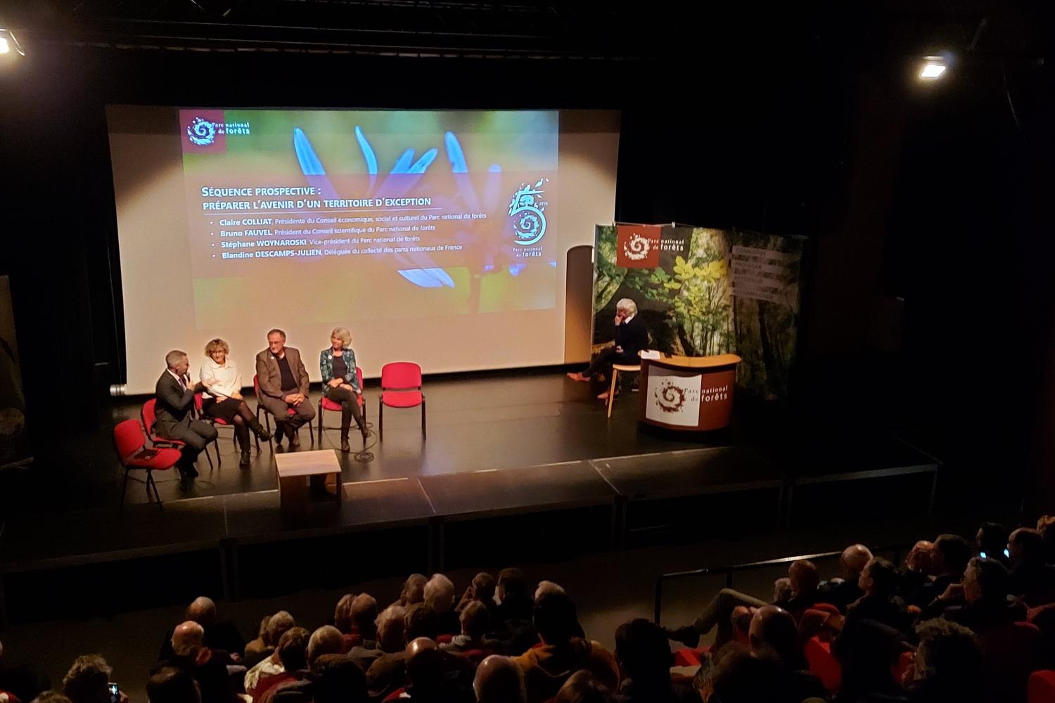 Table ronde pour les 5 ans du Parc national de forêts